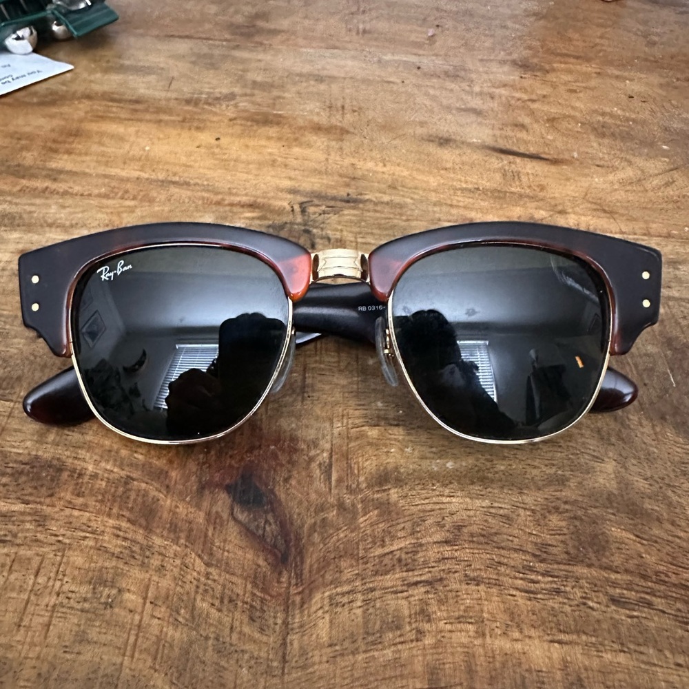 Tortoise Shell Club Master Ray Bans
